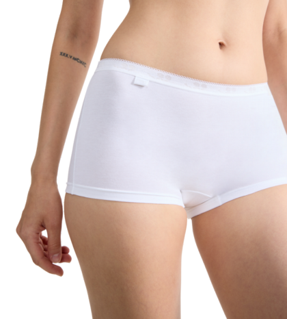 Basic+ Short - White