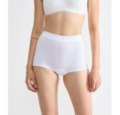 Double Comfort Short - White